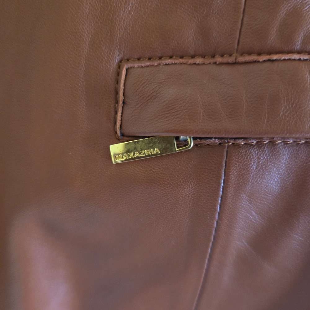 Vintage 90's BCBGMAXAZRIA Tan Leather Jacket - Picture 7 of 10